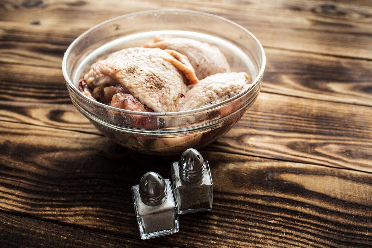 Prepare the chicken Pat the thawed chicken thighs dry and season lightly with salt and black pepper. Set the Instant Pot to Sauté and add the olive oil. Brown the chicken for approximately 3–4 minutes per side. It does not need to cook through at this stage. Remove and set aside. For frozen chicken, skip browning and add it directly when instructed in Step 3.