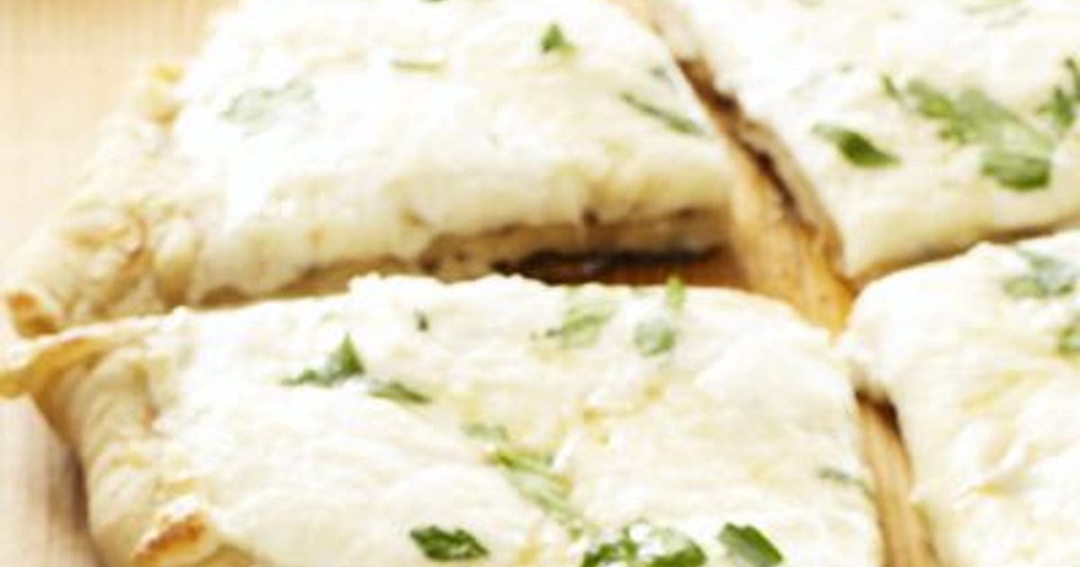 Three-Cheese Pizza Recipe | Samsung Food App