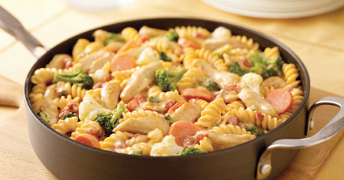 VELVEETA® Cheesy Chicken Rotini Recipe | Samsung Food App