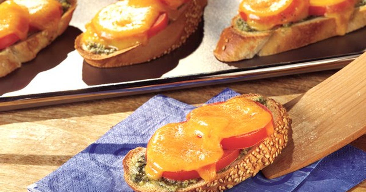 Cheese and Pesto Toasts Recipe | Samsung Food App