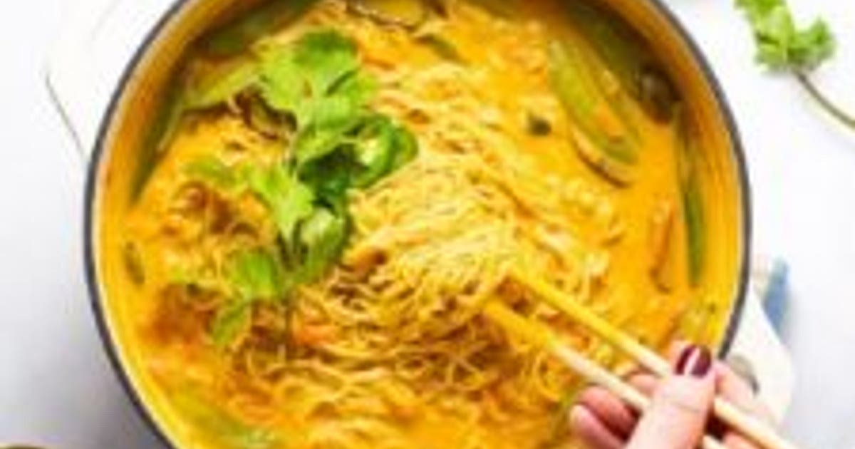 20 Minute Vegan Curry Ramen Recipe | Samsung Food App