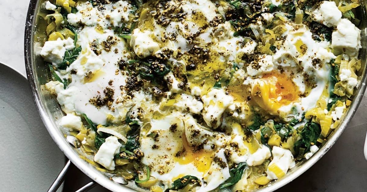 Ottolenghi’s Braised Eggs with Leek and Za’atar Recipe | Samsung Food App