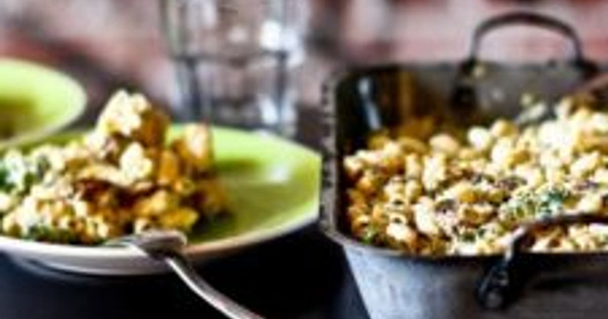 Creamy Vegan Mac and Cheese Recipe | Samsung Food App