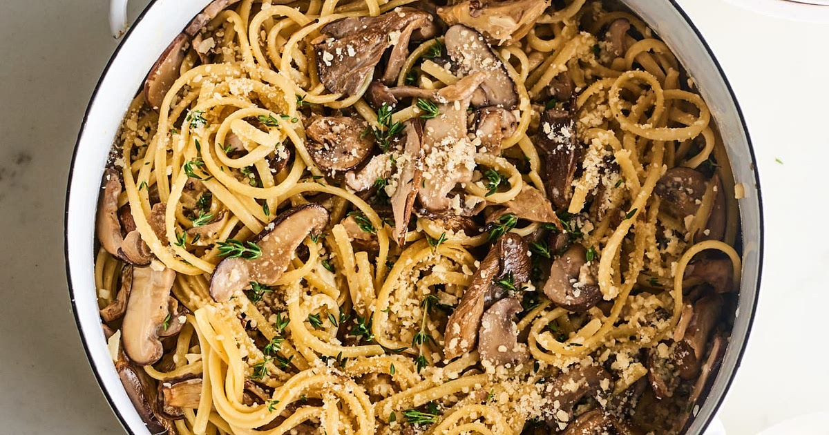 Creamy Wild Mushroom One-Pot Pasta Recipe | Samsung Food App