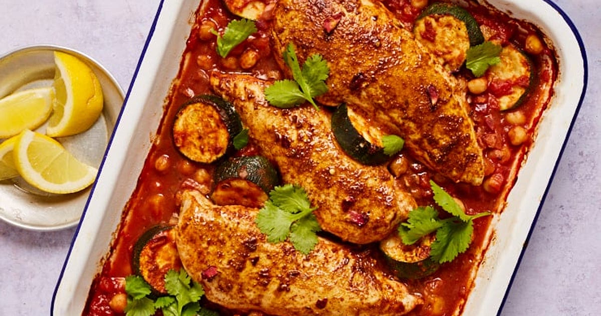 Ras el Hanout Chicken Tray Bake | Slimming &amp; Weight Watchers Friendly Recipe | Samsung Food App