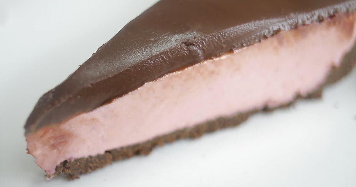 Strawberry Chocolate Pie Recipe | Samsung Food App