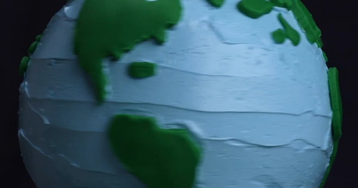 Earth Layer Cake Recipe | Samsung Food App
