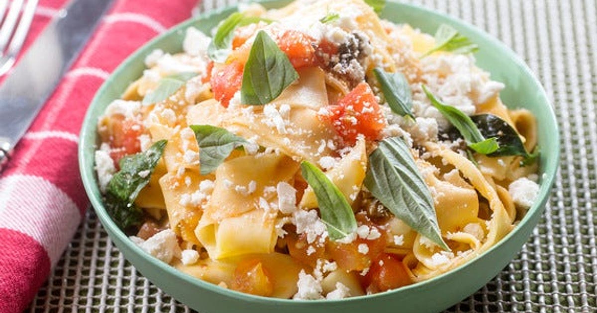 Fresh Pappardelle Pasta with Summer Tomato-Olive Ragù & Ricotta Salata Recipe | Samsung Food App
