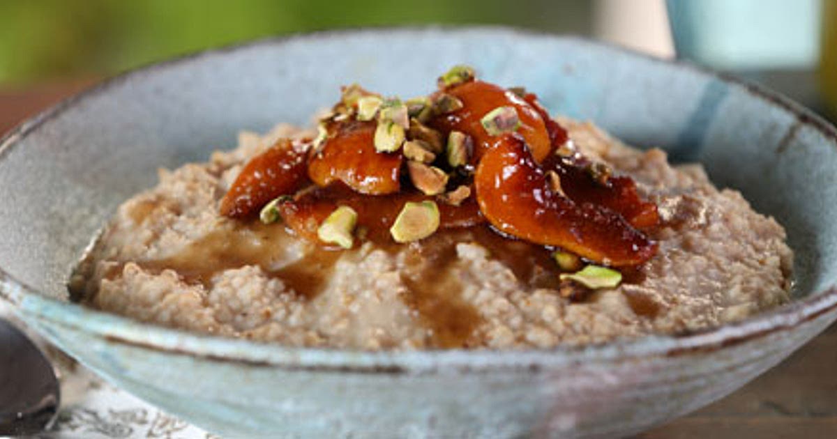Lightly Toasted Overnight Steel-Cut Oatmeal with Honey-Roasted Apricots and Pistachios Recipe | Sams