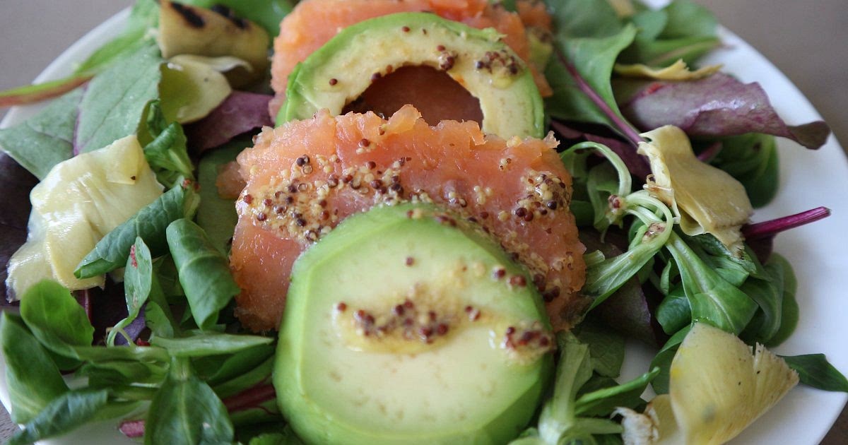 Summer smoked salmon salad Recipe | Samsung Food App