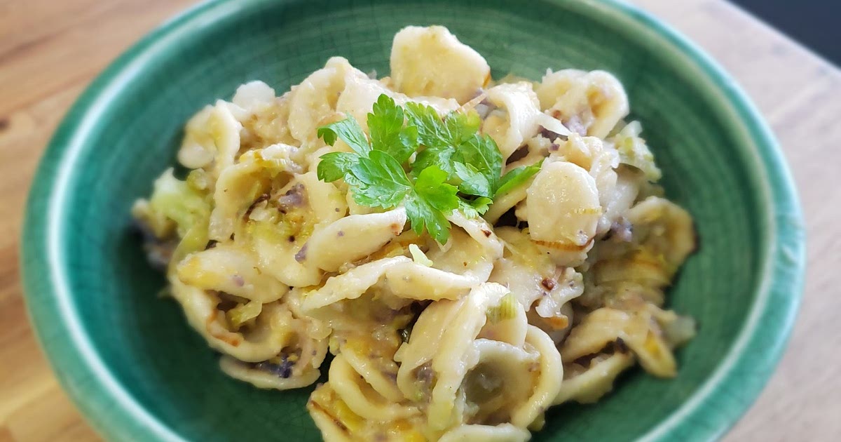 Pasta with Roasted Cauliflower and Blue Cheese Recipe | Samsung Food App