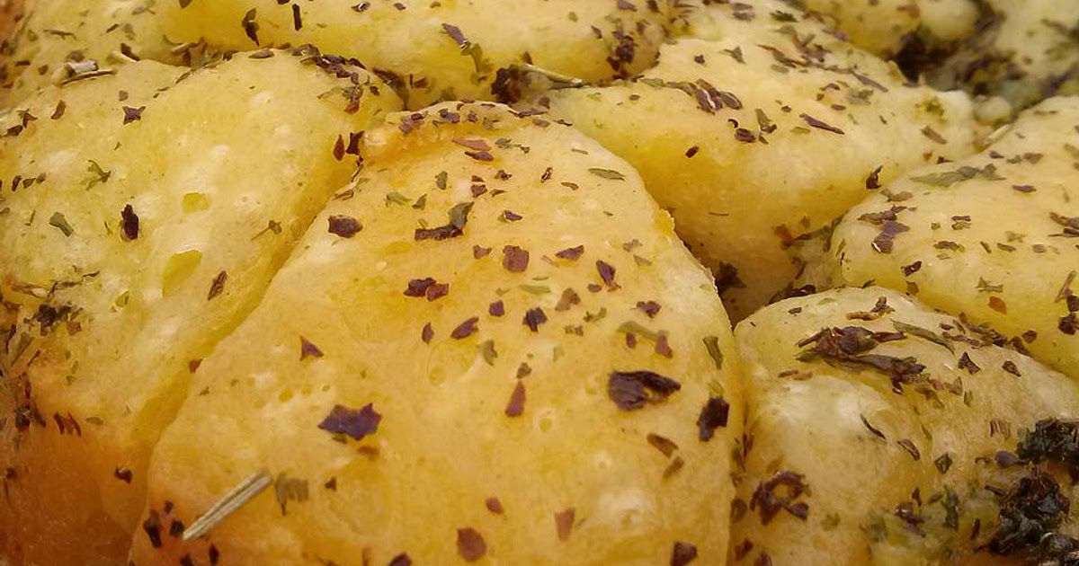 Garlic and Herb Pull Apart Bread Recipe | Samsung Food App