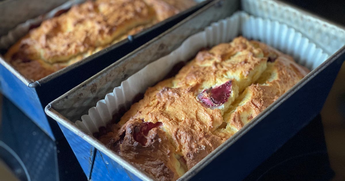 Strawberry-Ricotta Cake Recipe | Samsung Food App