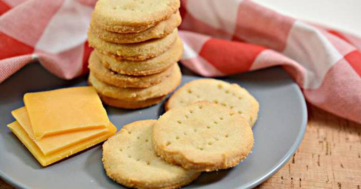 5 Ingredient Keto Crackers Recipe | Samsung Food App