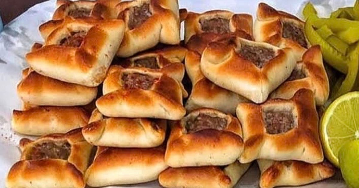 Sfeiha Baalbakia with Minced Lamb. (صفيحة بعلبكية) Recipe | Samsung Food App