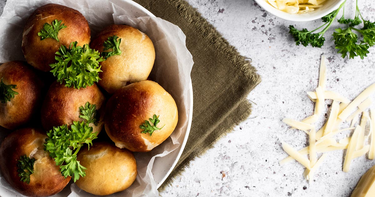 Gruyere &amp; Pancetta Pretzel Bites by Richard Burr Recipe | Samsung Food App