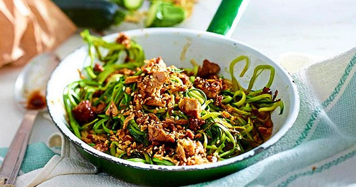 Kurz durchdrehen: Asia-Zoodles mit Brattofu Recipe | Samsung Food App