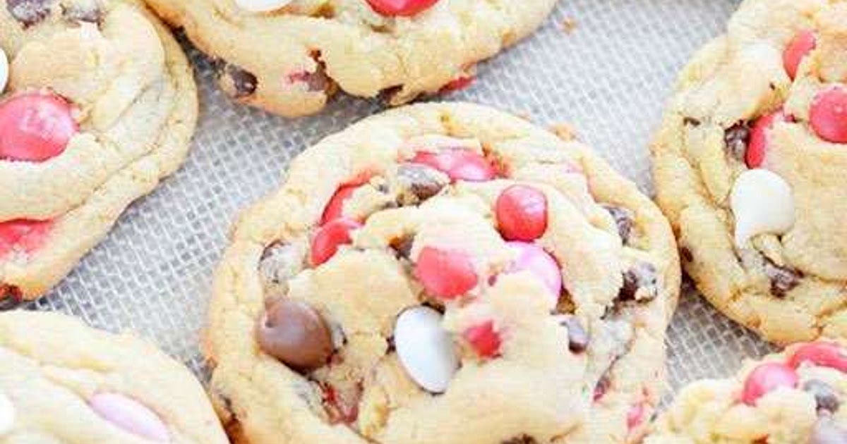 Soft Batch M&M Chocolate Chip Pudding Cookies Recipe | Samsung Food App