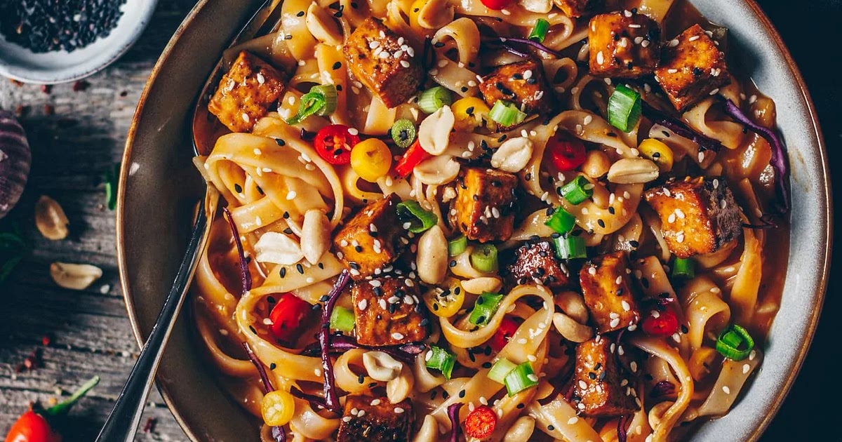 Peanut Noodles with Crispy Tofu Recipe | Samsung Food App