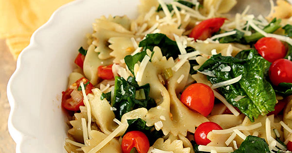 Bow Tie Pasta with Spinach, Tomato, and Olives Recipe | Samsung Food App
