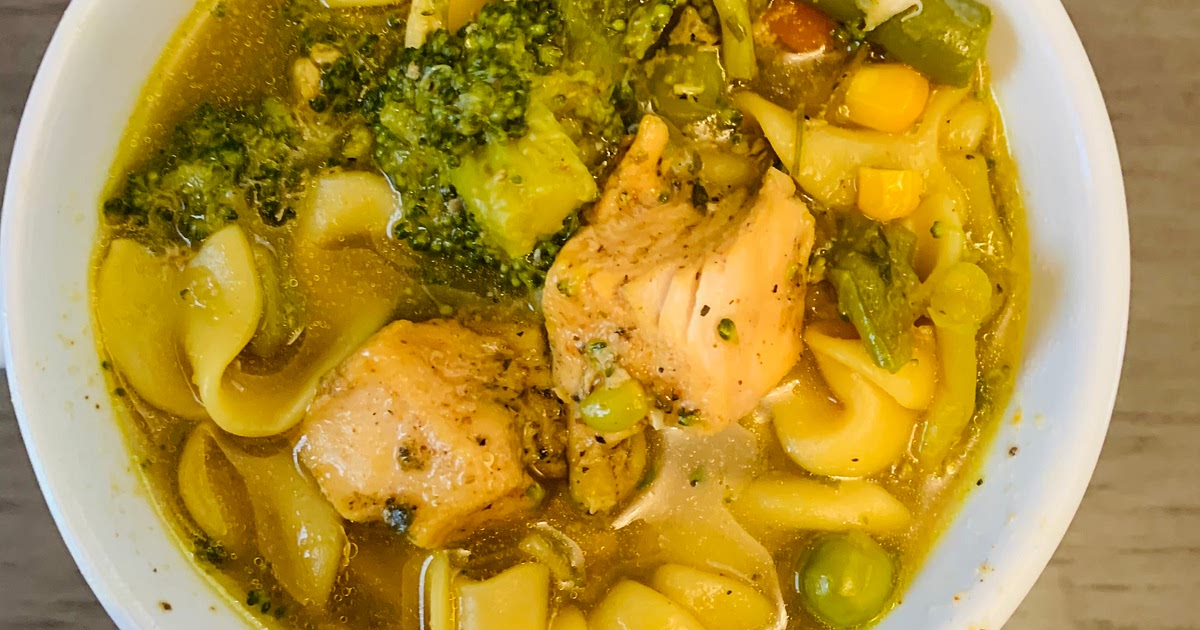 Auntie's Homemade Chicken Noodle Soup Recipe | Samsung Food App