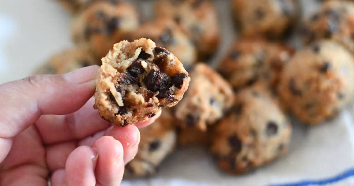 Keto Chocolate Chip Cookies Recipe | Samsung Food App