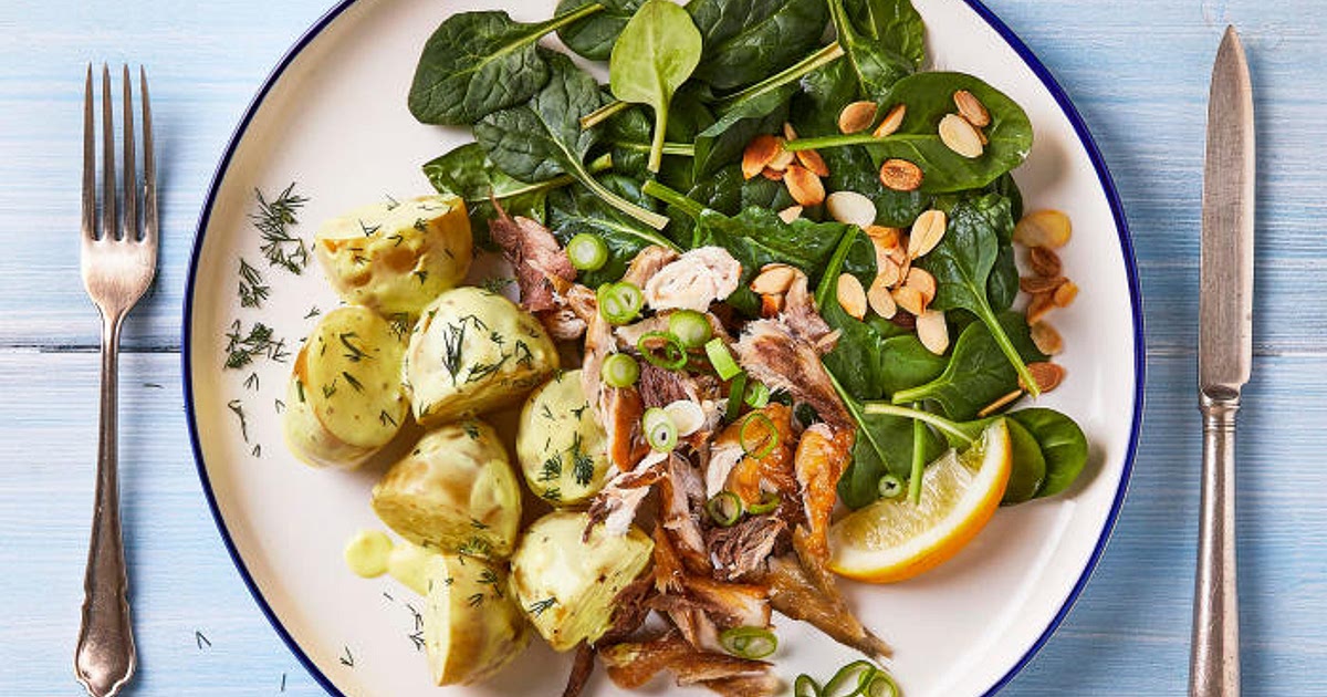G - Scandi-Style Mackerel & Potato Salad With Spinach Recipe | Samsung Food App