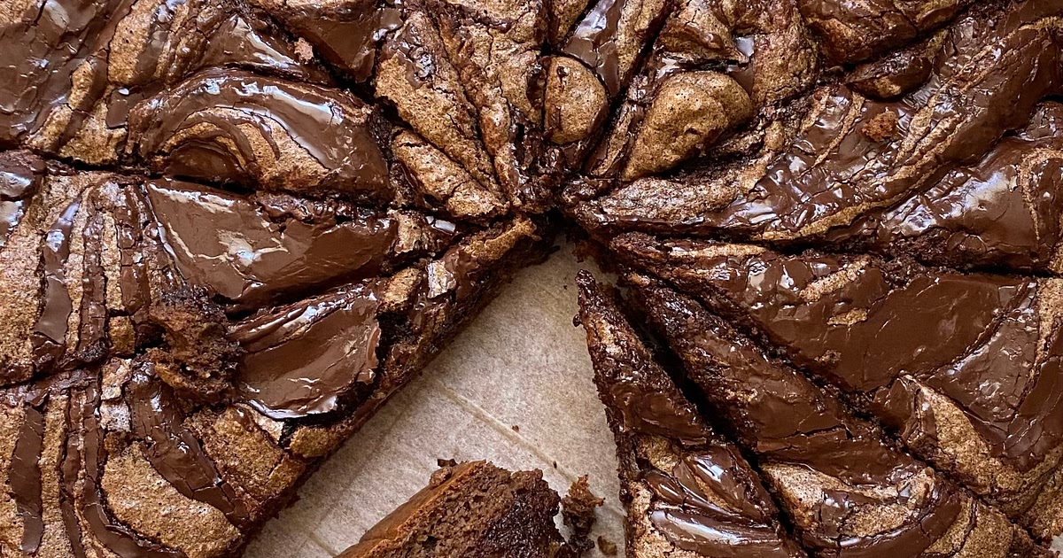 Flourless Mocha Chocolate Cake Recipe | Samsung Food App