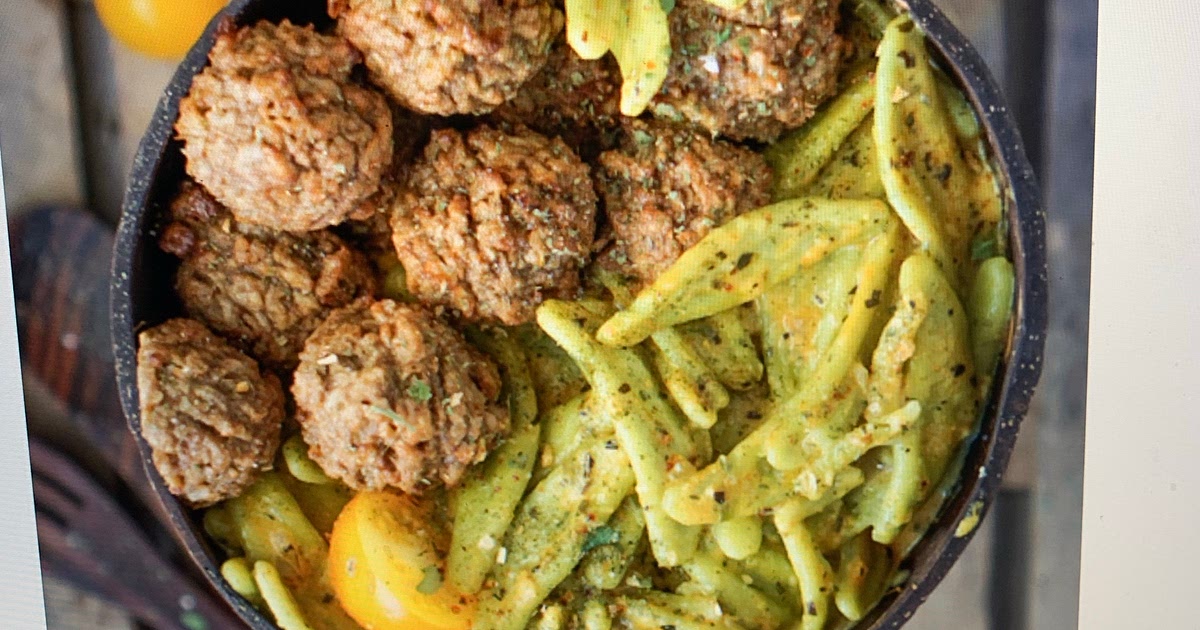 Falafel balls with spinach pasta Recipe | Samsung Food App