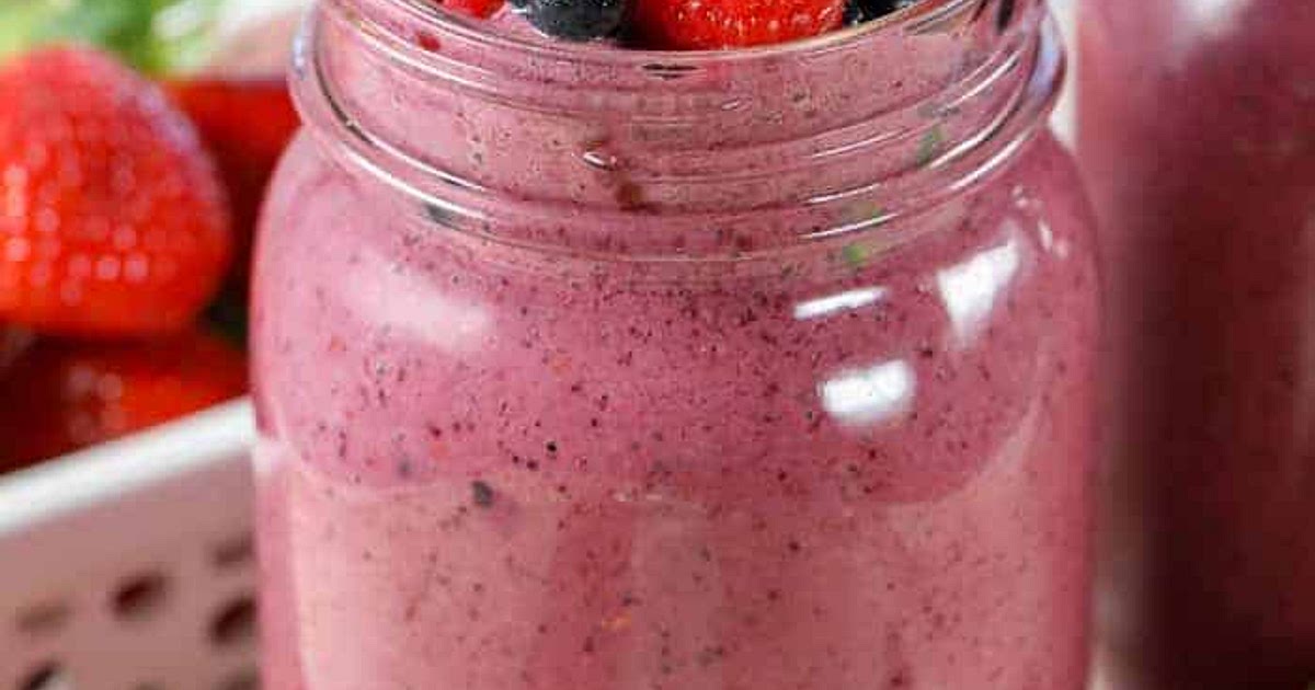 Our Favorite Berry Smoothie Recipe | Samsung Food App