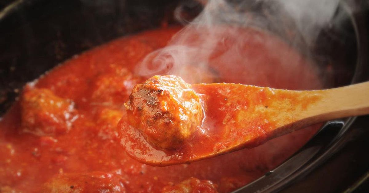 Tender and Juicy Slow-Cooker Meatballs Recipe | Samsung Food App