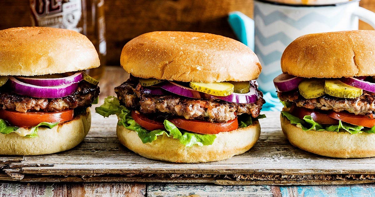 Bacon and blue cheese-stuffed burger Recipe | Samsung Food App