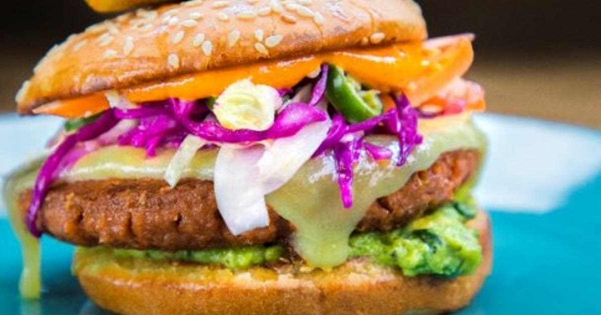 Beyond the Border Burger - Beyond Meat Recipe | Samsung Food App