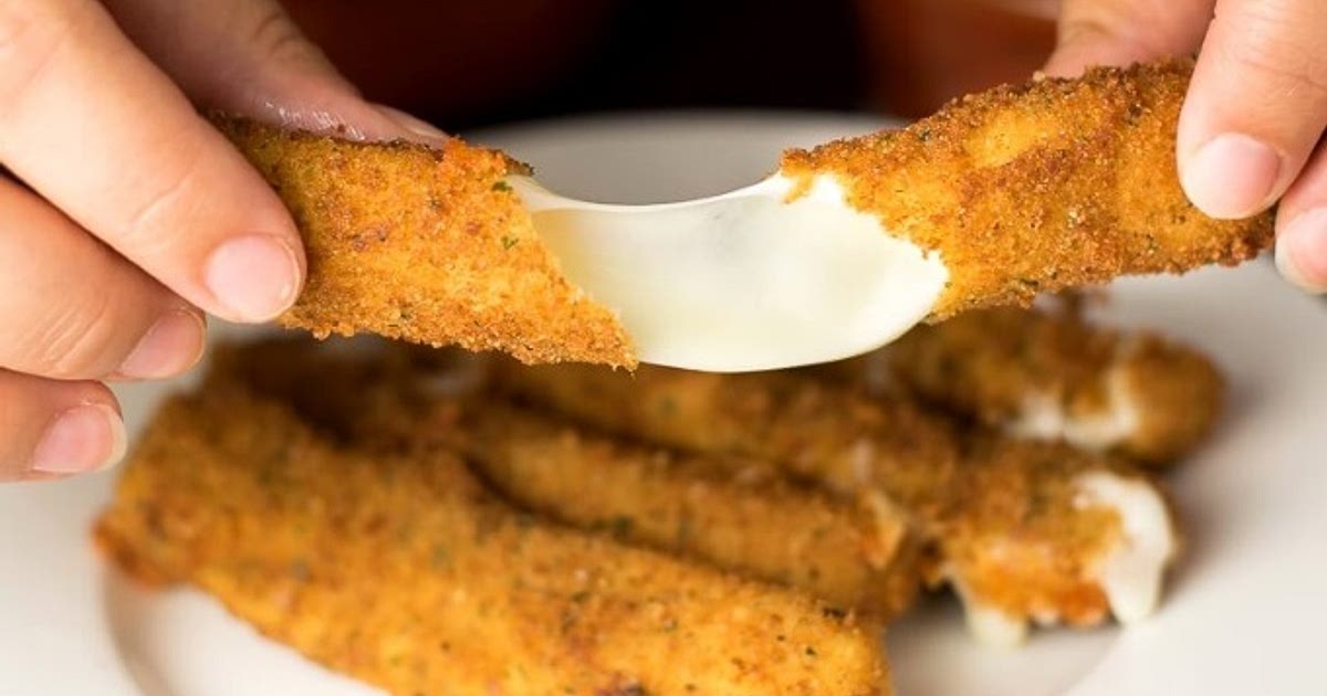 Homemade Mozzarella Sticks with String Cheese Recipe | Samsung Food App
