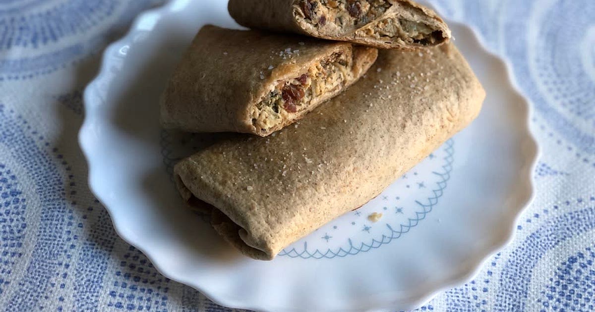 Chicken Bacon Ranch Tortilla Pockets Recipe | Samsung Food App