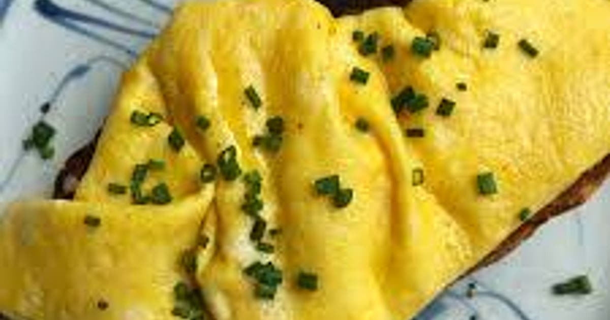 Jamie Oliver's 45-Second Omelet | Kitchn Recipe | Samsung Food App