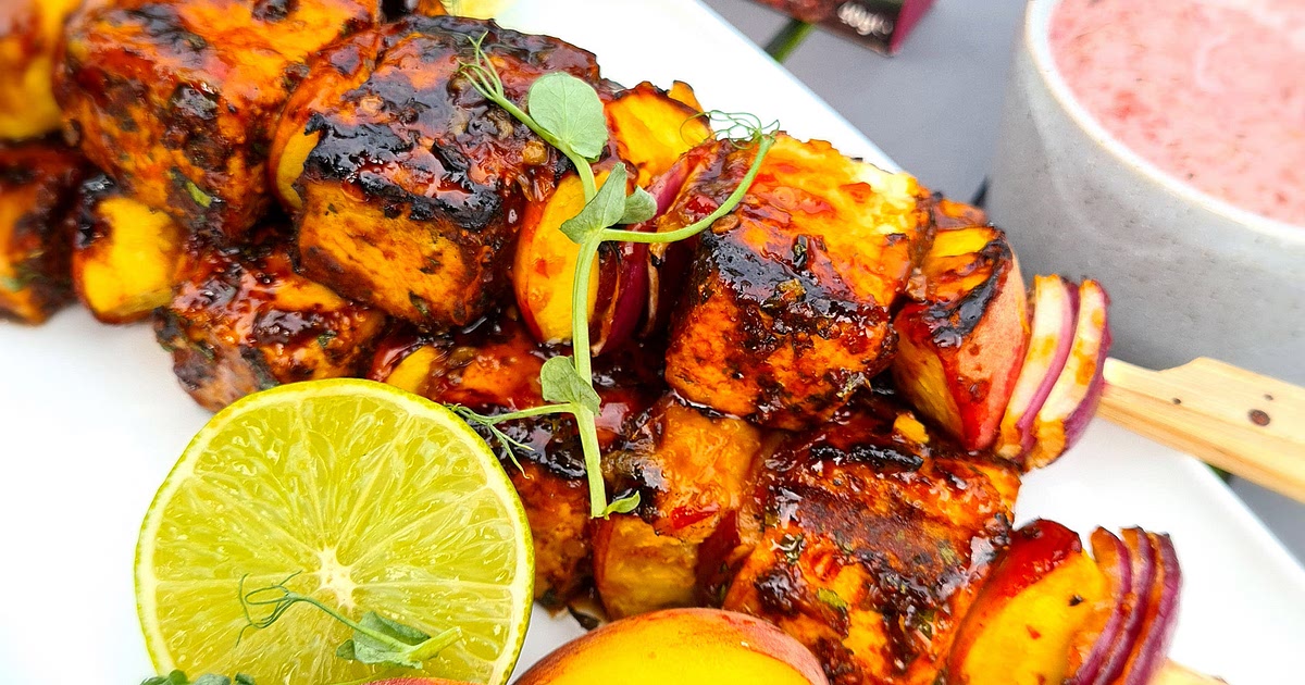 Spicy Salt and Pepper Tofu, Peach and Red Onion skewers by Pureety Recipe | Samsung Food App