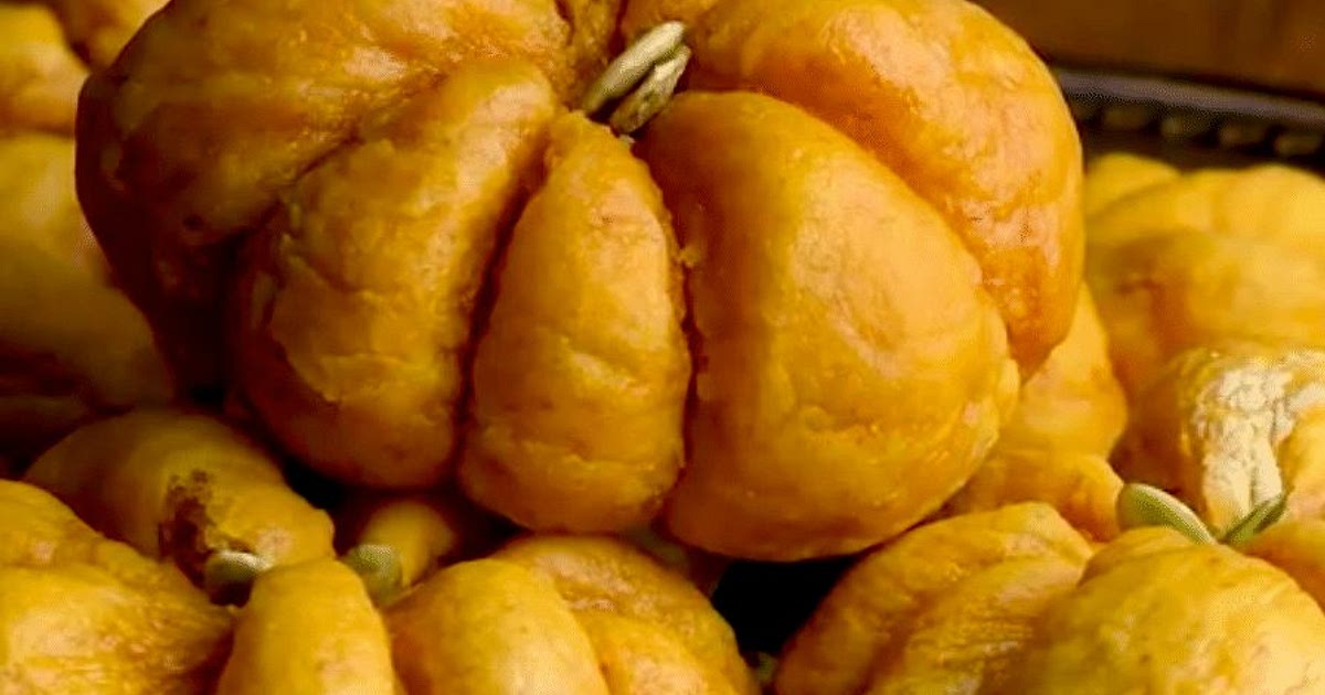 Pretty Pumpkin Rolls Recipe | Samsung Food App