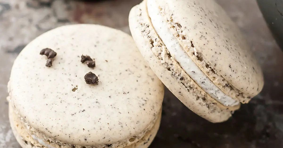 Oreo Macarons (French Macarons) Recipe | Samsung Food App
