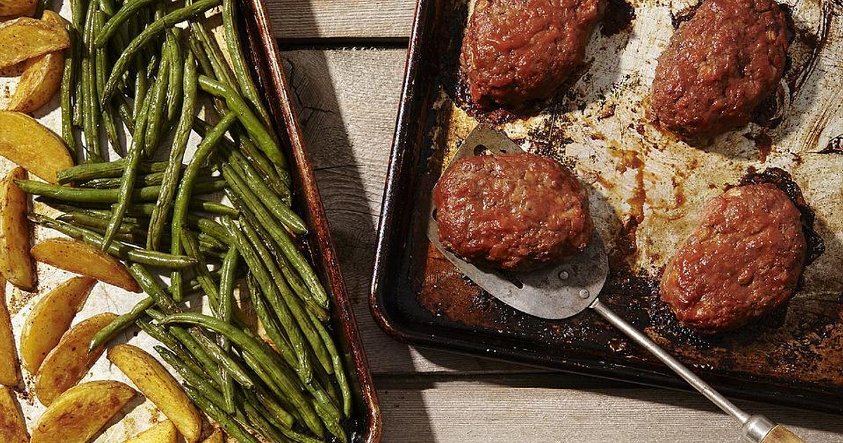 Mini Meatloaves with Green Beans & Potatoes Recipe | Samsung Food App