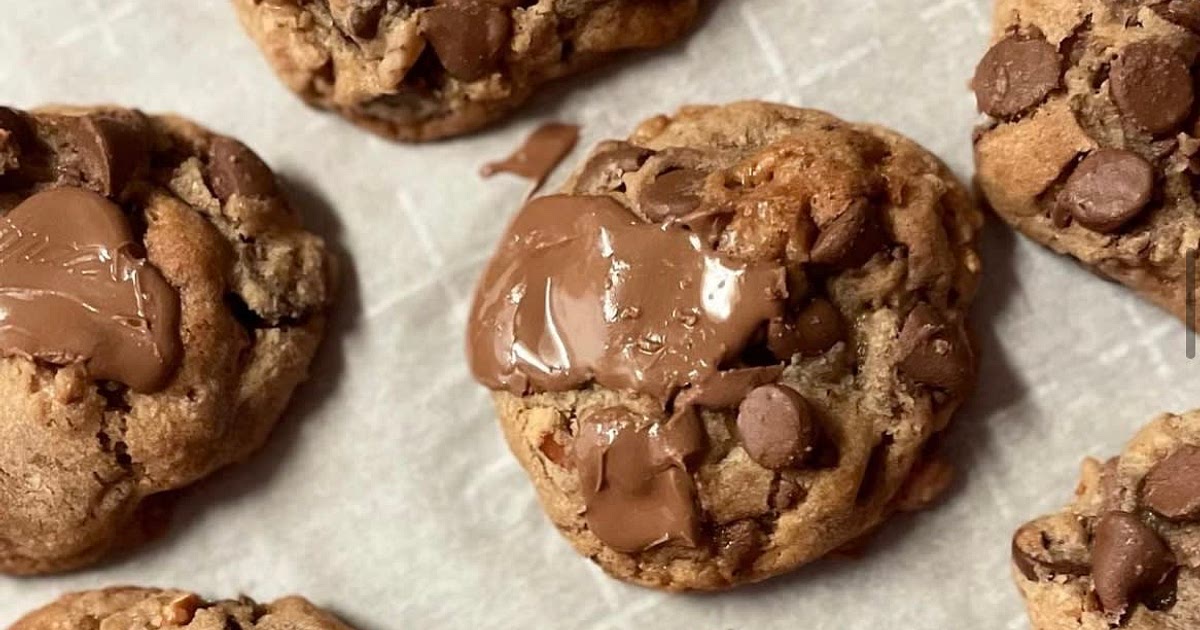 Extra Chocolate Chocolate Chip Cookies Recipe | Samsung Food App