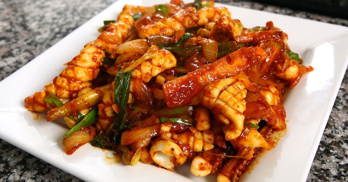 Spicy stir fried squid (Ojingeo-bokkeum) Recipe | Samsung Food App