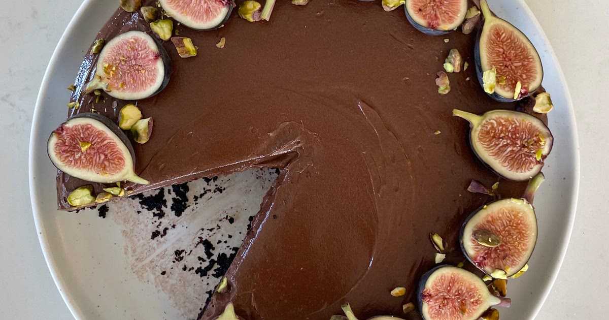 Chocolate Fudge Cake - zaynabissa.com Recipe | Samsung Food App