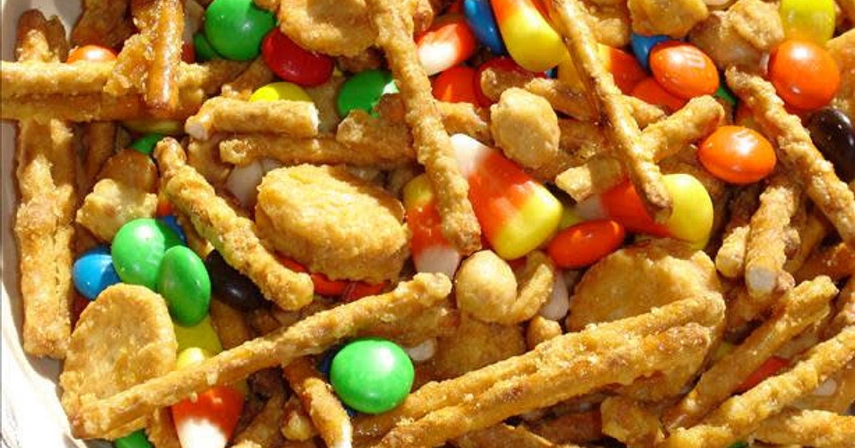Halloween Party Mix Recipe | Samsung Food App