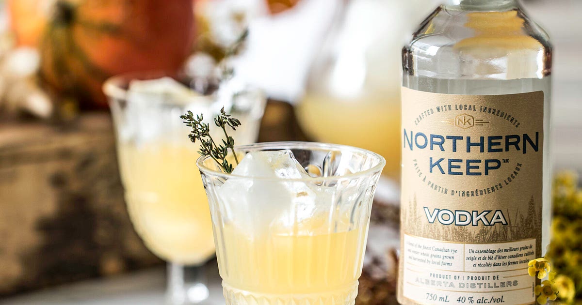 Smoked Pear Vodka Punch Recipe | Samsung Food App