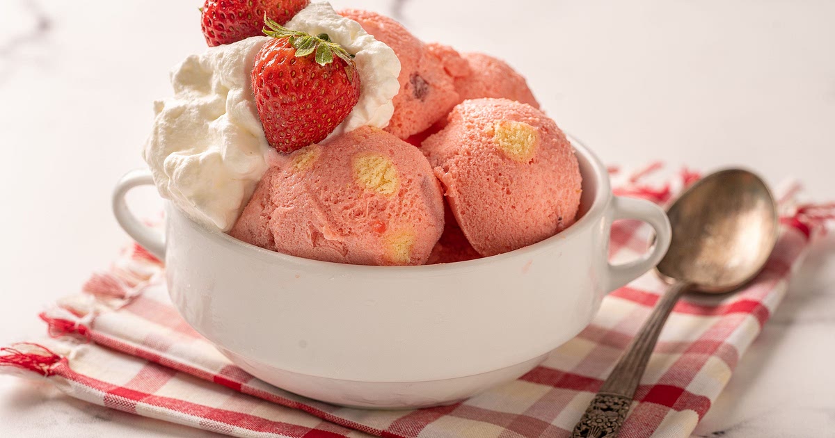 Strawberry Shortcake Ice Cream Recipe | Samsung Food App