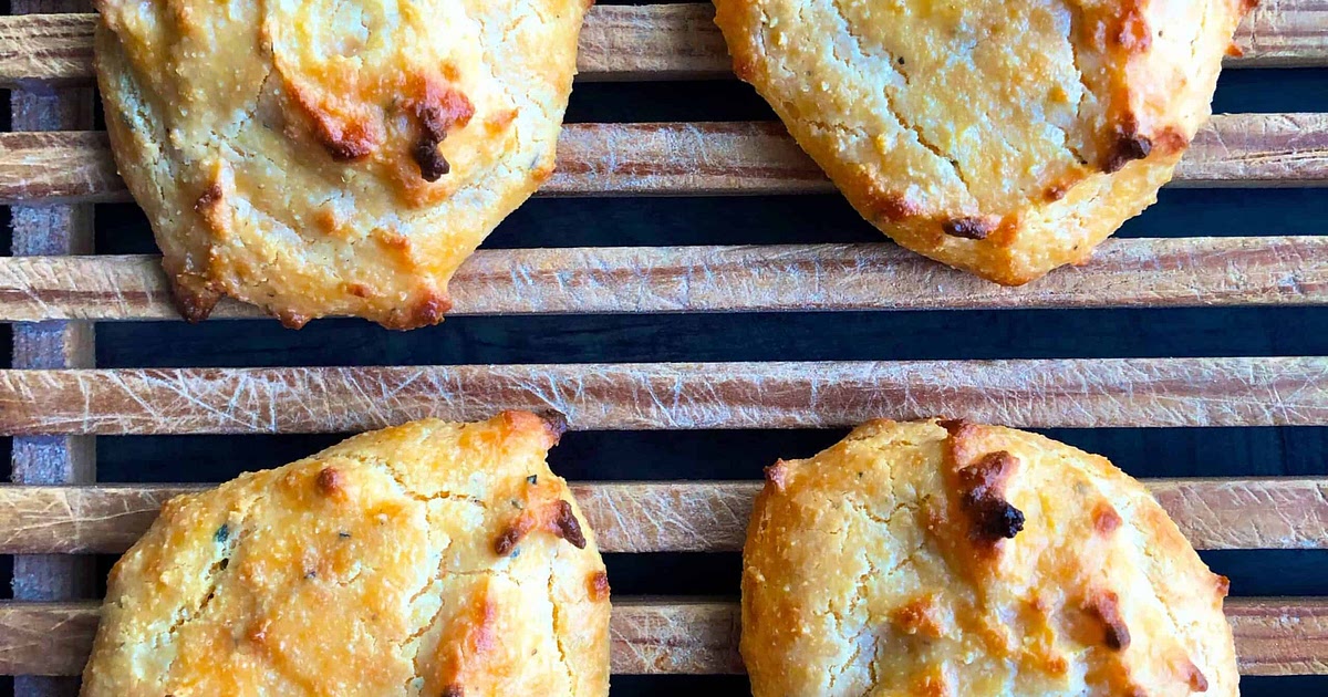Cheesy Keto Cheddar Rolls Recipe | Samsung Food App