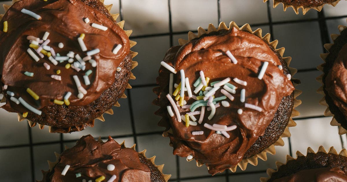 Easy vegan chocolate cupcakes recipe with chocolate ganache Recipe | Samsung Food App