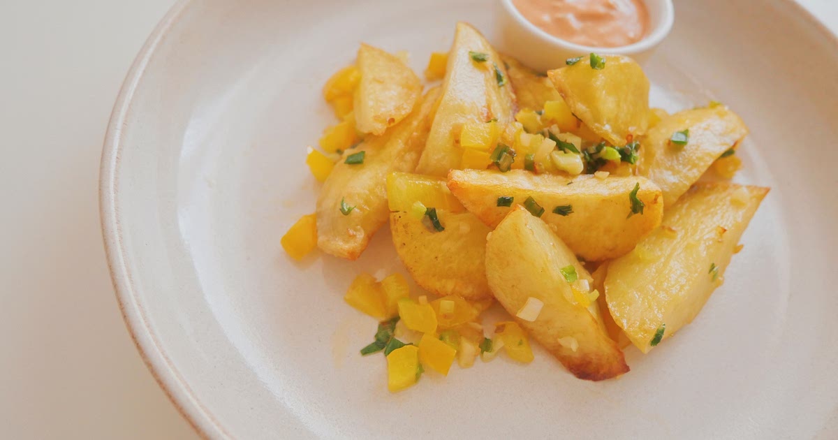 Crispy and roasted potatoes Recipe | Samsung Food App