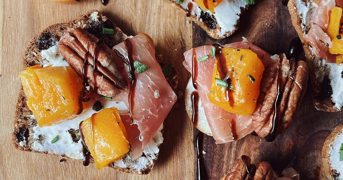 Roasted Butternut Squash, Prosciutto and Goat Cheese Crisps Recipe | Samsung Food App